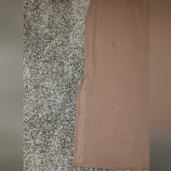 Antistar| Bodycon Ribbed Midi Dress with Scoop Neck and Back Cut Out - Picture 2 of 8